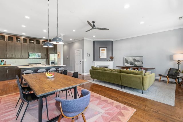 2642 W Chicago Avenue 3, Chicago, IL 60622