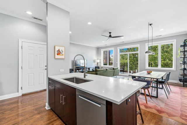2642 W Chicago Avenue 3, Chicago, IL 60622