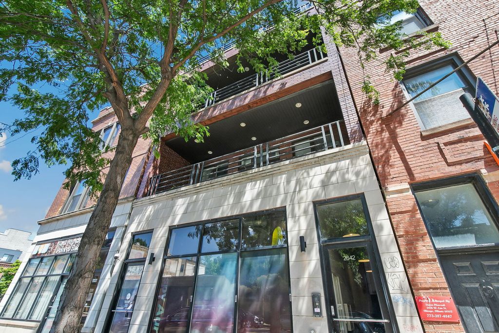 2642 W Chicago Avenue 3, Chicago, IL 60622