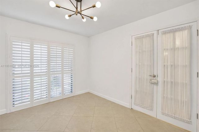 21248 Harbor Way 24324, Aventura, FL 33180