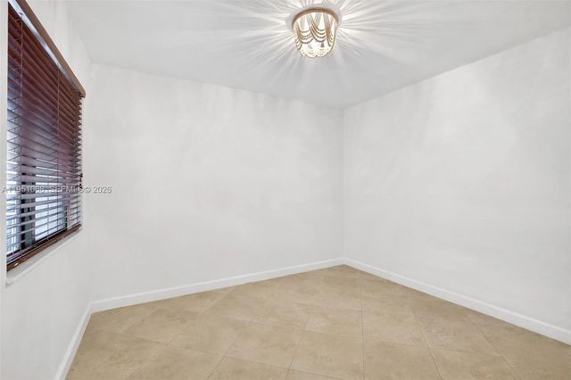 21248 Harbor Way 24324, Aventura, FL 33180