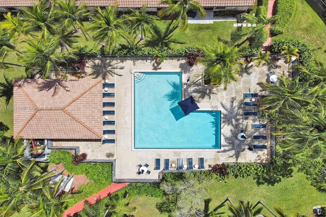 21248 Harbor Way 24324, Aventura, FL 33180