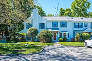 1402 Maplecrest Road, Edison, NJ 08820