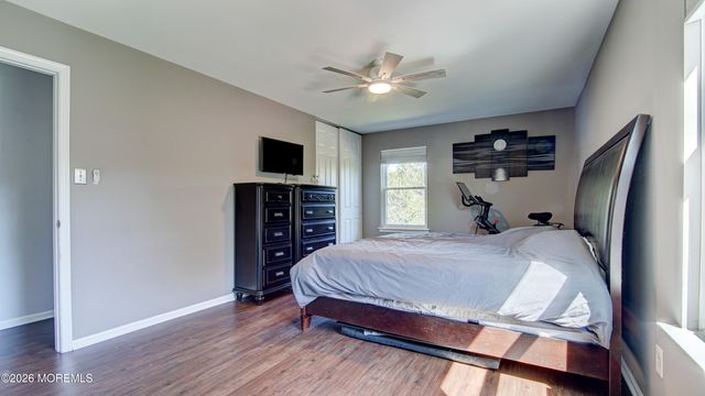 128 Starlight Road, Howell, NJ 07731