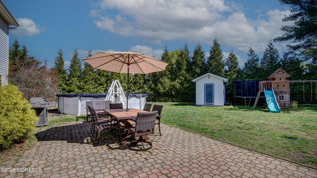 128 Starlight Road, Howell, NJ 07731