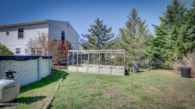 128 Starlight Road, Howell, NJ 07731