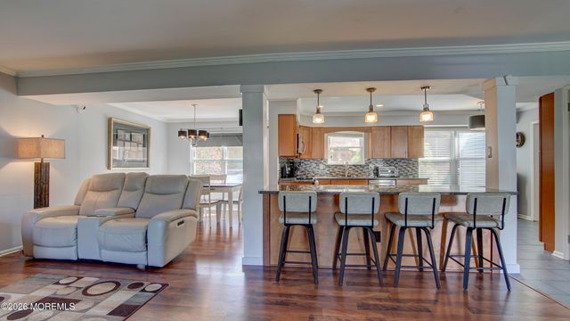 128 Starlight Road, Howell, NJ 07731