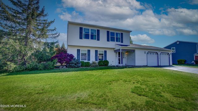 128 Starlight Road, Howell, NJ 07731