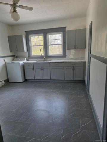 547 Violet Avenue Unit A 547 Violet Avenue, Hyde Park, NY 12538