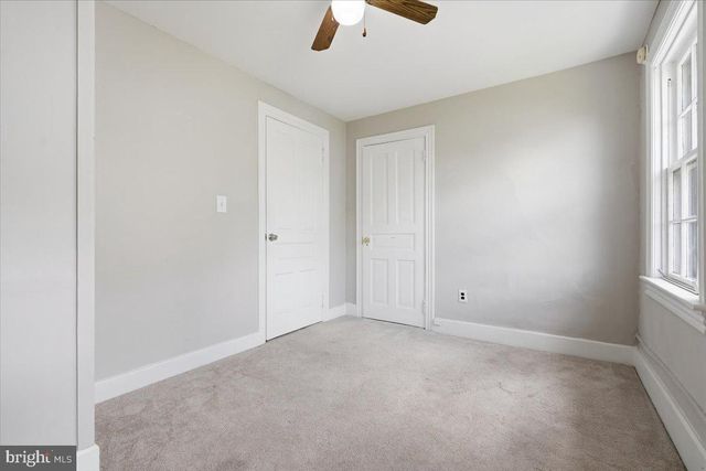 318 NORTHAMPTON ST, Hellertown, PA 18055