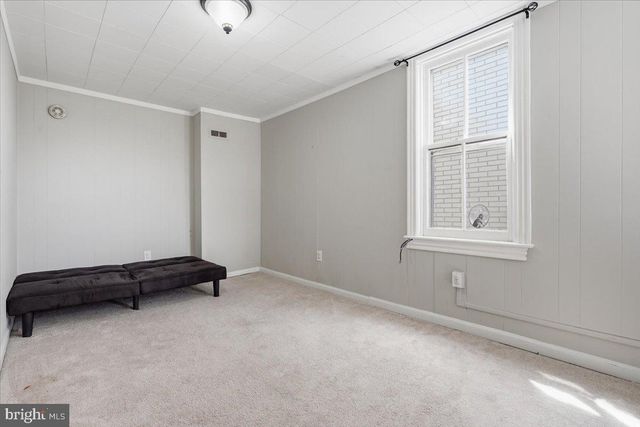 318 NORTHAMPTON ST, Hellertown, PA 18055