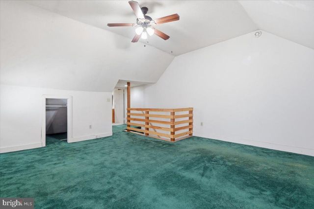 318 NORTHAMPTON ST, Hellertown, PA 18055