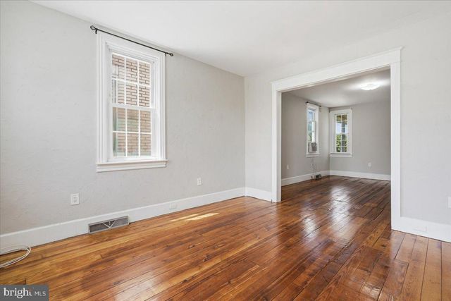 318 NORTHAMPTON ST, Hellertown, PA 18055