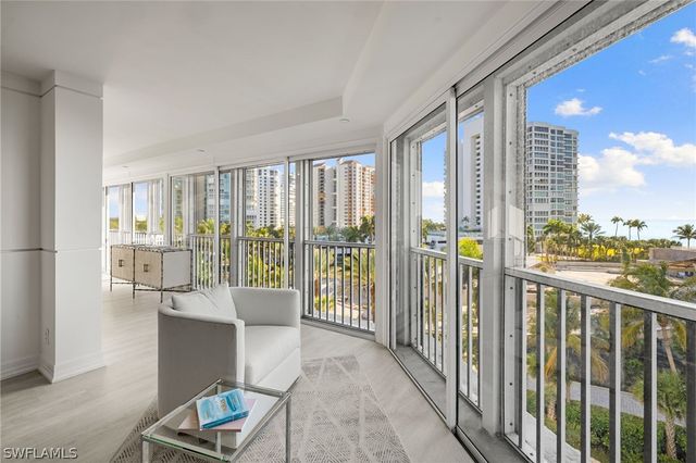 4401 Gulf Shore BLVD N C605, Naples, FL 34103