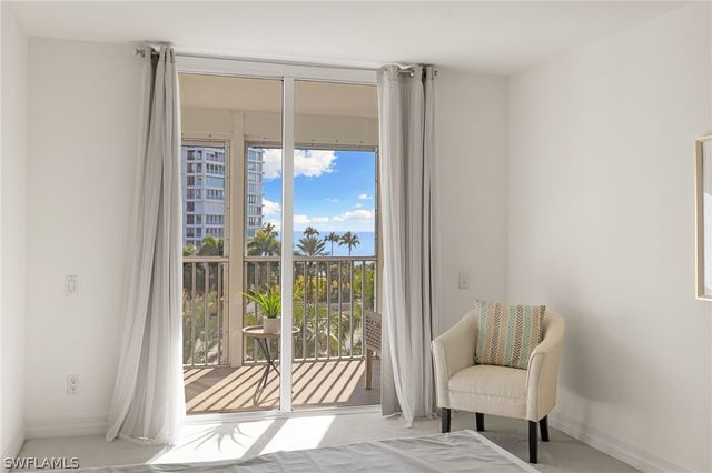 4401 Gulf Shore BLVD N C605, Naples, FL 34103