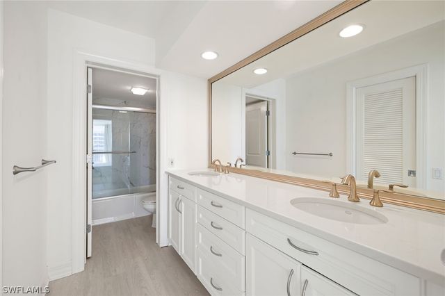 4401 Gulf Shore BLVD N C605, Naples, FL 34103