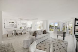 4401 Gulf Shore BLVD N C605, Naples, FL 34103