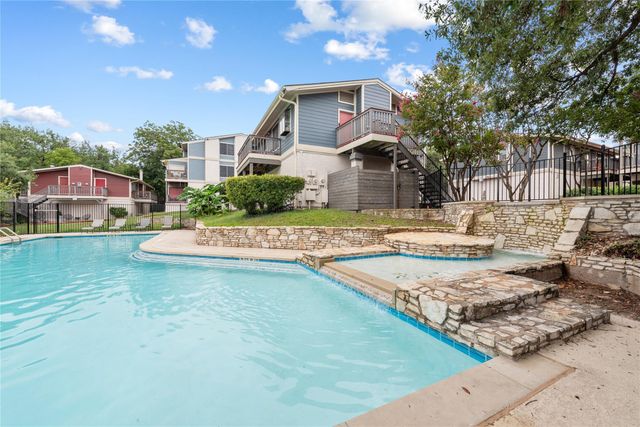 2215 Post RD 2102, Austin, TX 78704