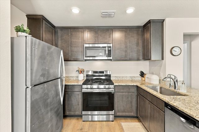 14017 Golden Valley Road, Ponder, TX 76259