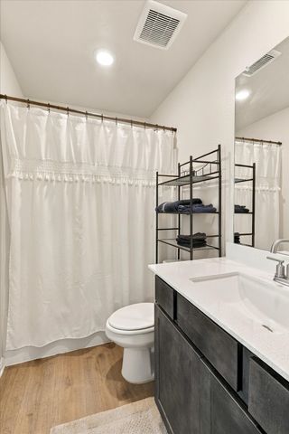 14017 Golden Valley Road, Ponder, TX 76259