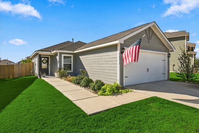 14017 Golden Valley Road, Ponder, TX 76259