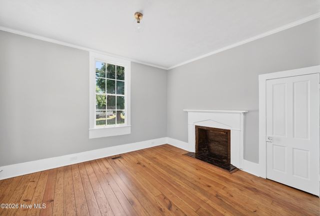 319 W Grubb Street, Hertford, NC 27944