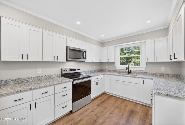 319 W Grubb Street, Hertford, NC 27944