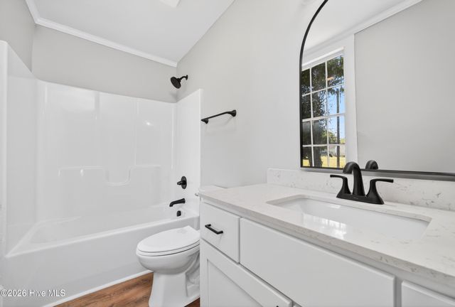 319 W Grubb Street, Hertford, NC 27944