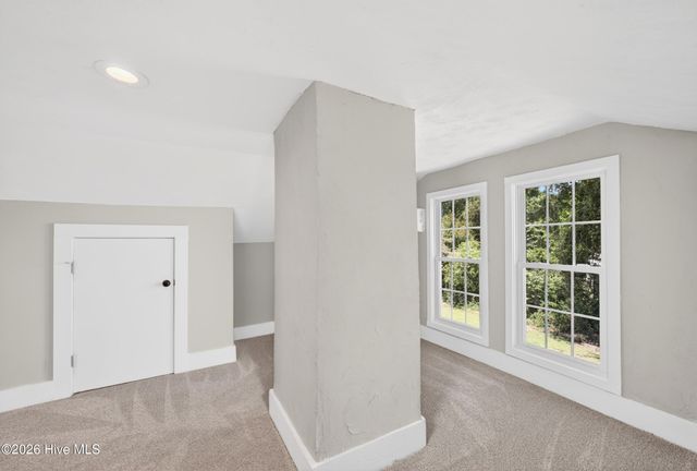 319 W Grubb Street, Hertford, NC 27944