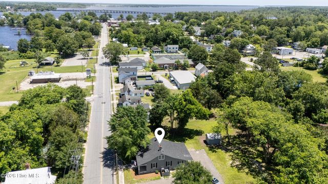 319 W Grubb Street, Hertford, NC 27944