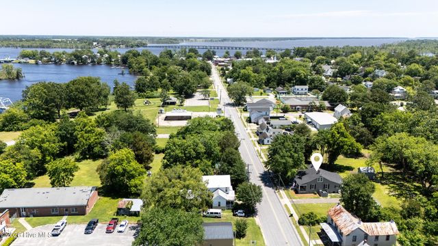 319 W Grubb Street, Hertford, NC 27944