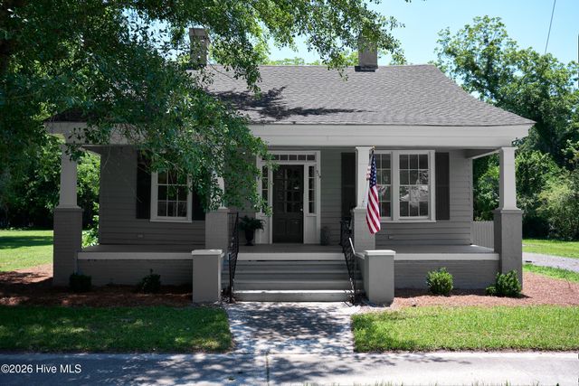 319 W Grubb Street, Hertford, NC 27944