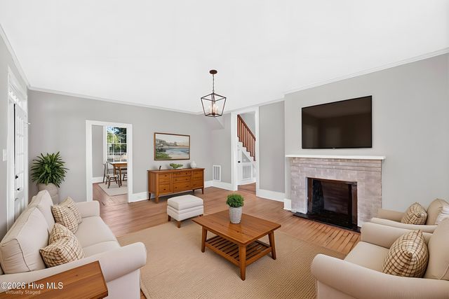 319 W Grubb Street, Hertford, NC 27944