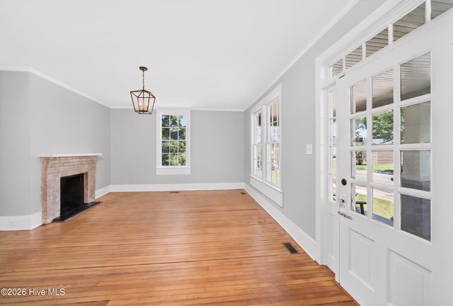 319 W Grubb Street, Hertford, NC 27944