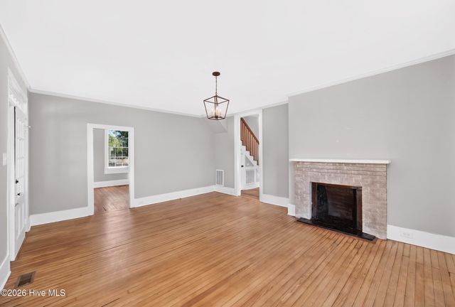 319 W Grubb Street, Hertford, NC 27944