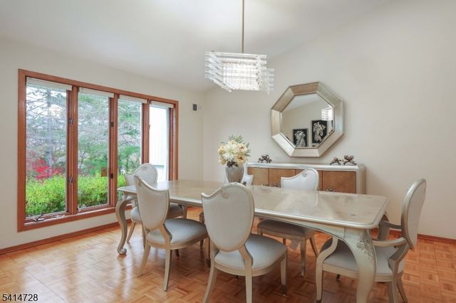 8 Union Hill Rd, Denville Twp., NJ 07834