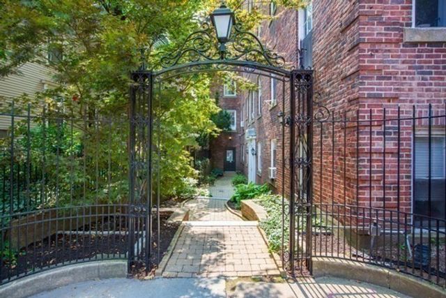 16 Chauncy 47, Cambridge, MA 02138