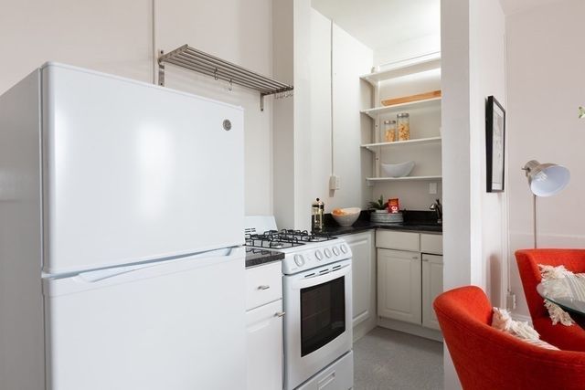 16 Chauncy 47, Cambridge, MA 02138