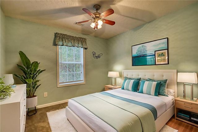 1127 Bradford Park Drive, Auburn, GA 30011