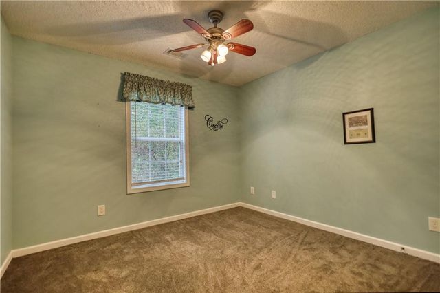 1127 Bradford Park Drive, Auburn, GA 30011