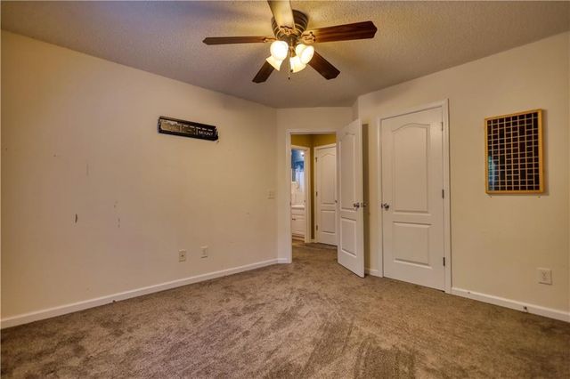 1127 Bradford Park Drive, Auburn, GA 30011