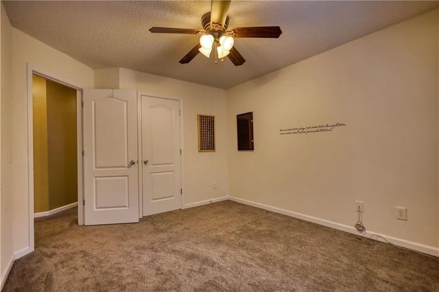 1127 Bradford Park Drive, Auburn, GA 30011