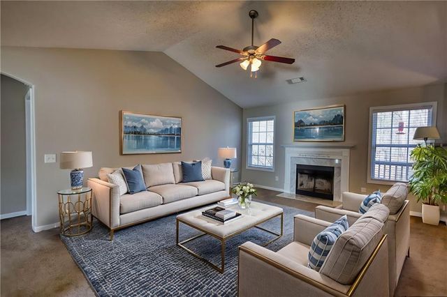 1127 Bradford Park Drive, Auburn, GA 30011