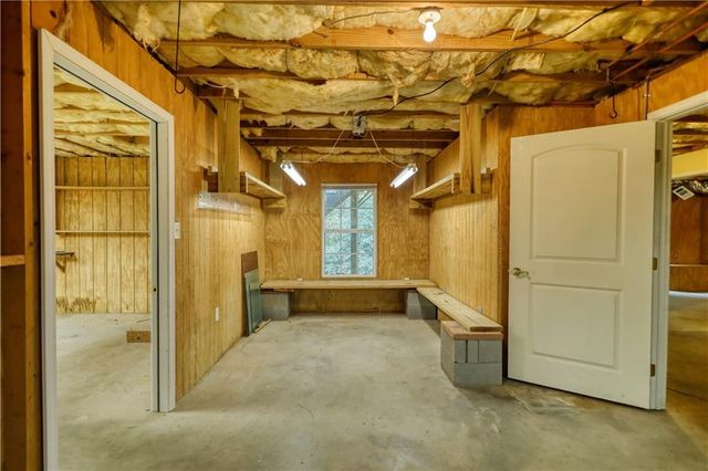 1127 Bradford Park Drive, Auburn, GA 30011