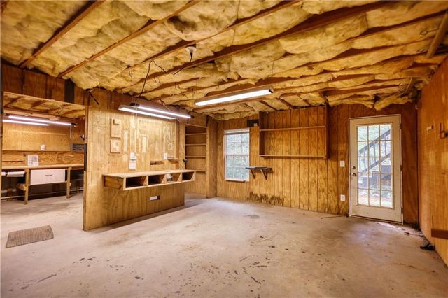 1127 Bradford Park Drive, Auburn, GA 30011