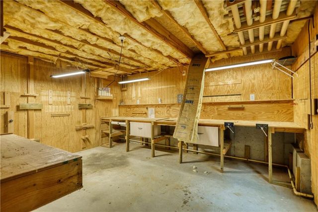 1127 Bradford Park Drive, Auburn, GA 30011