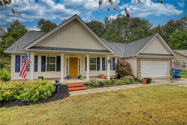 1127 Bradford Park Drive, Auburn, GA 30011