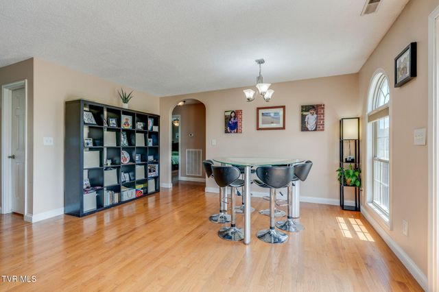 136 Mystic Lane, Jonesborough, TN 37659