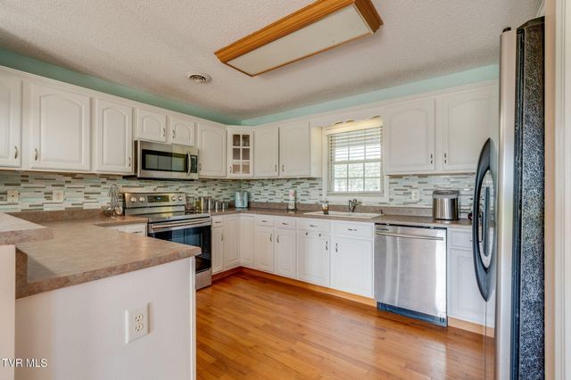 136 Mystic Lane, Jonesborough, TN 37659
