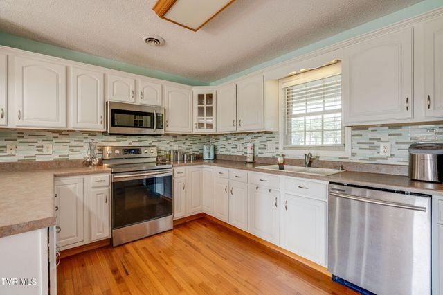 136 Mystic Lane, Jonesborough, TN 37659